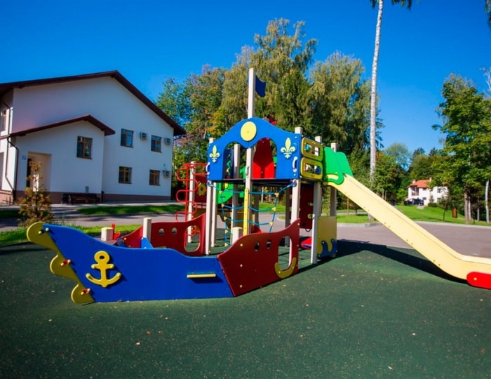 Детские площадки - Учебно-оздоровительный центр «Икша»